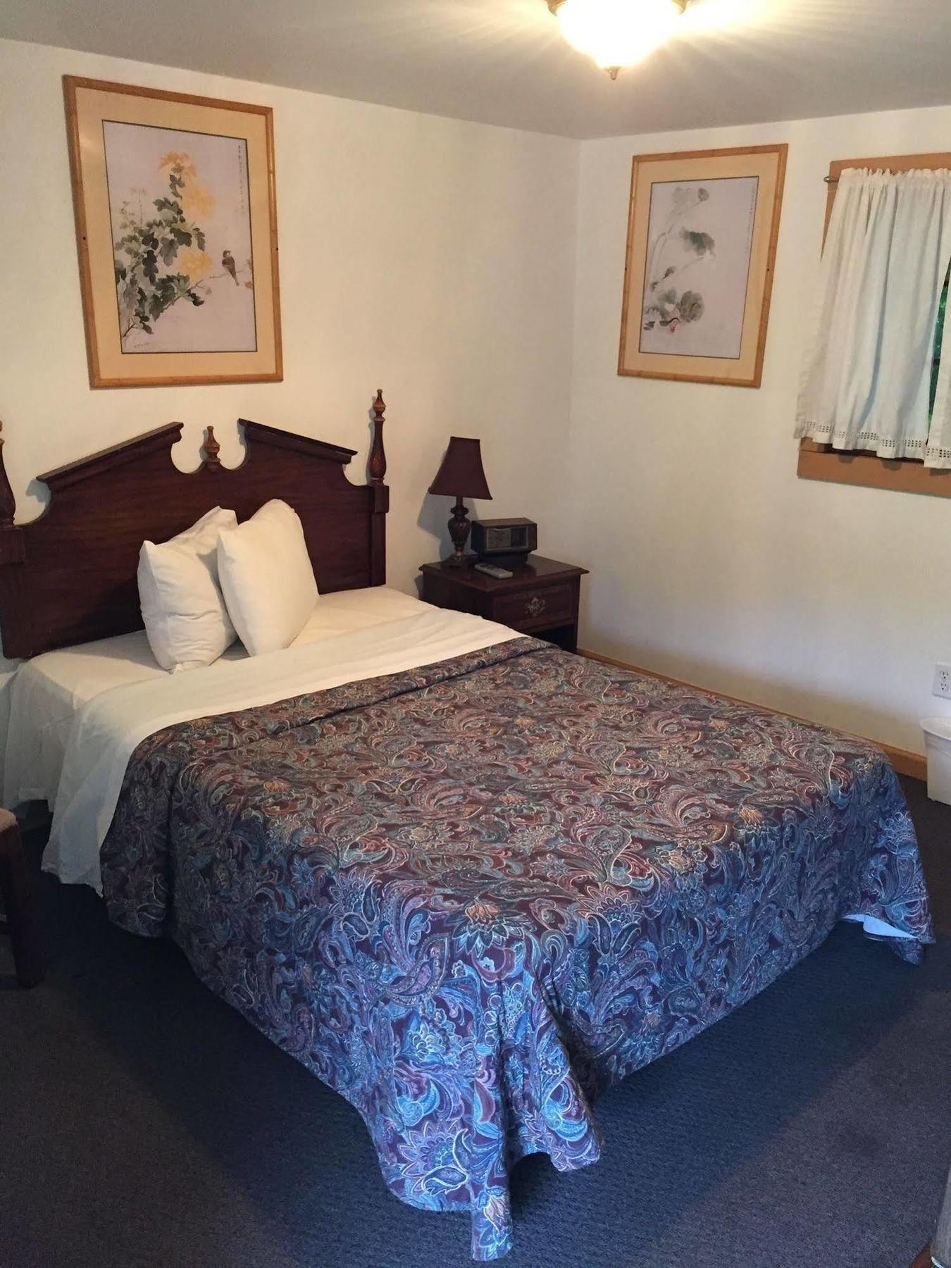Adirondack Oasis Motel Lake George